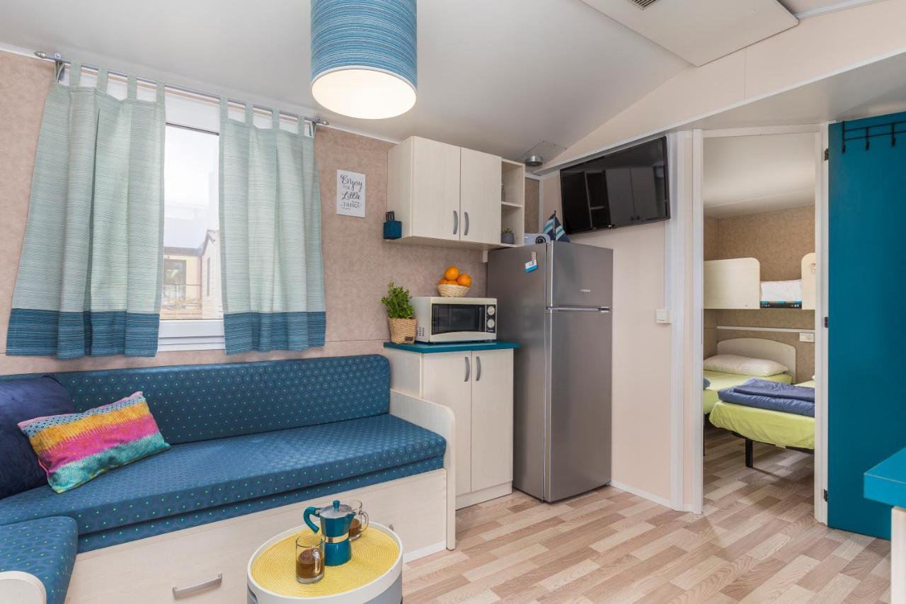 West Coast Mobilhome With Xxl Terrace Tar-Vabriga Extérieur photo