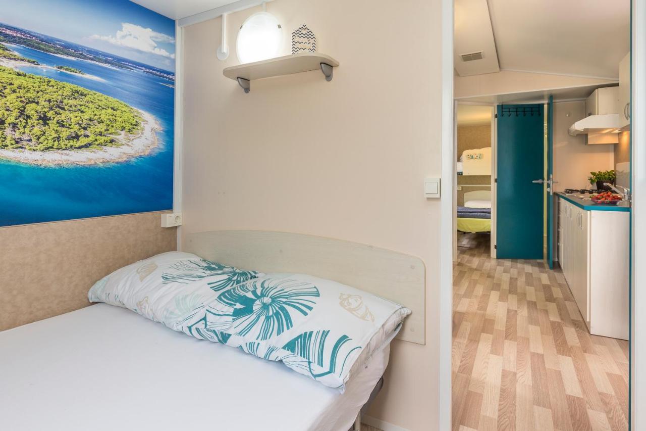 West Coast Mobilhome With Xxl Terrace Tar-Vabriga Extérieur photo